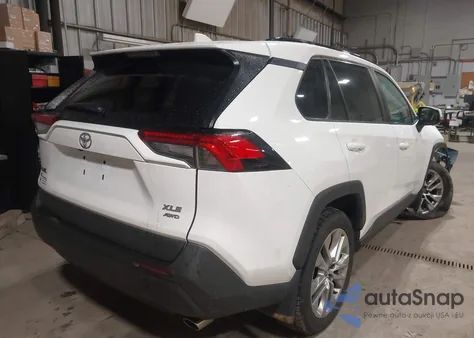 2020 Toyota Rav4 Xle Premium z USA, uszkodzony, nr VIN 2T3A1RFV3LC138559